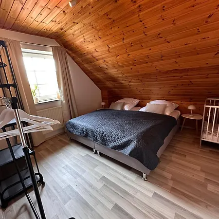 Ferienhaus Strandhaus Nina - *